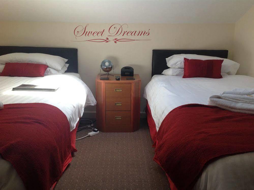 The Dragonfly Bed & Breakfast Blackpool Bagian luar foto
